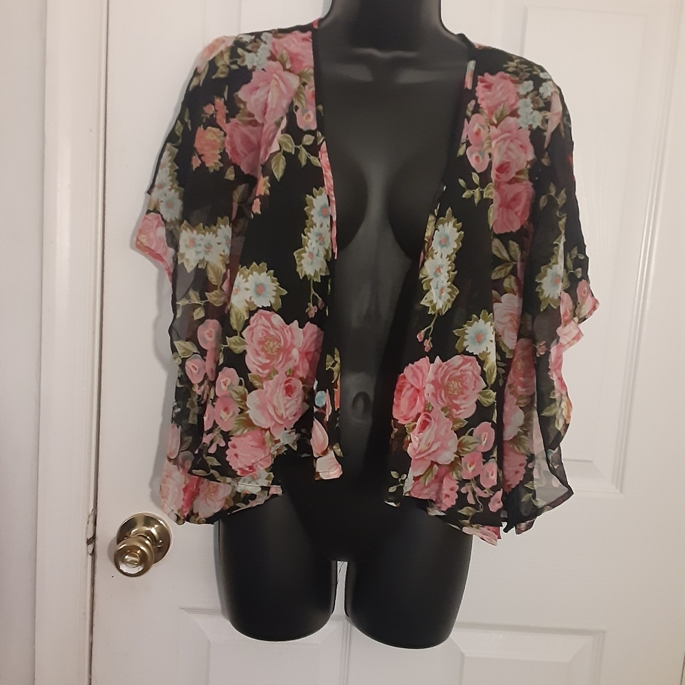 Thin floral shaw